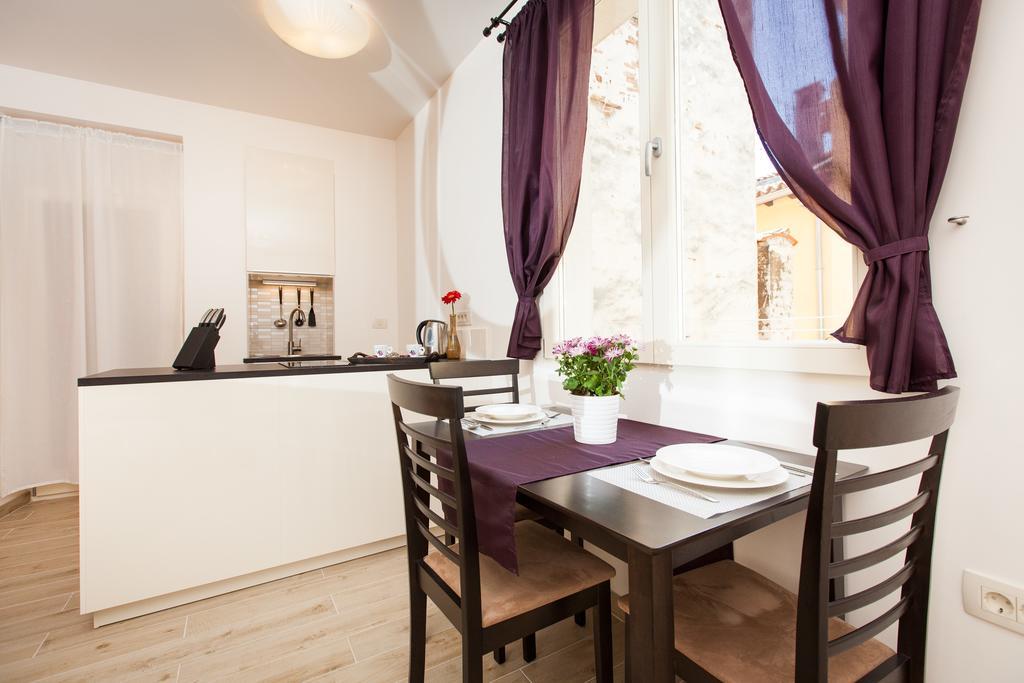 Apartments Villa Bianca Rovinj Room photo