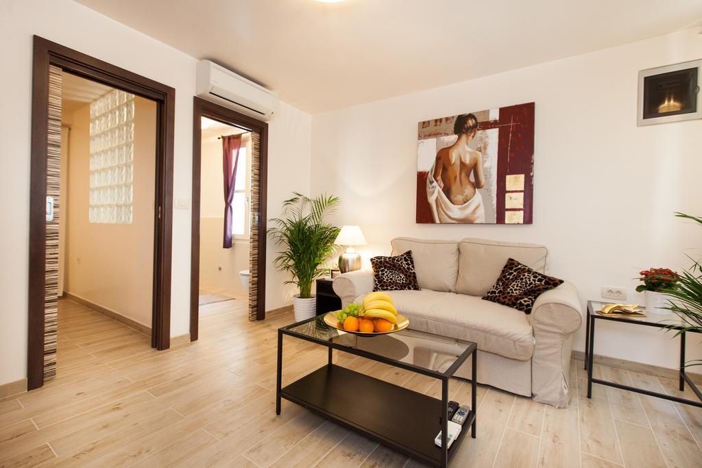 Apartments Villa Bianca Rovinj Room photo